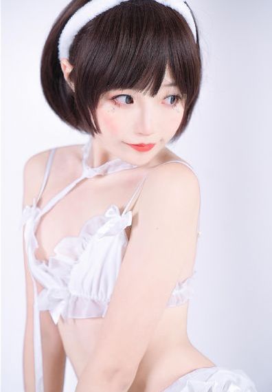 情事年轻的后妈