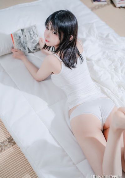年轻的善良的女教师5免费观看