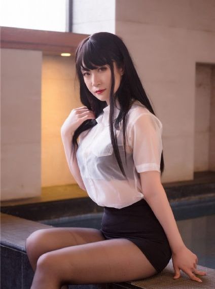 修业魔女璐璐萌