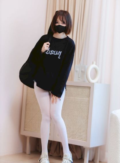 伯爵夫人三个女儿