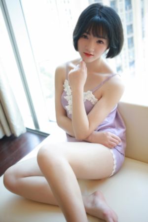 年轻的母亲的