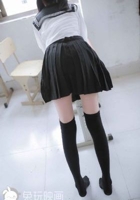 夫妻回不去的联欢晚会动漫