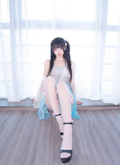 上司深田新婚出差中字幕