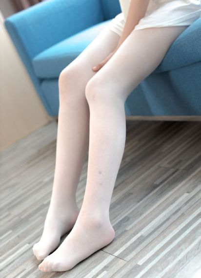 耀眼的她