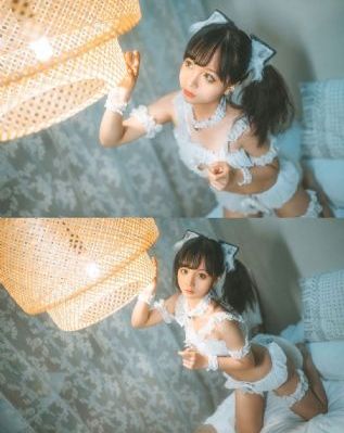 迷人的保姆免费看