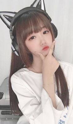 大胸邻居的阿2