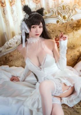 和两个小婕子做受hd